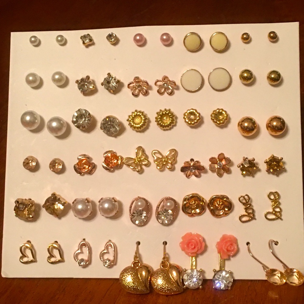 Dainty Earrings for Multiple Piercings 30 Prs